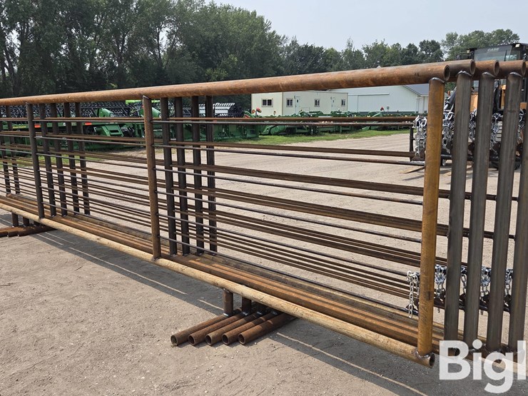 24'-free-standing-panels-(bid-per-unit)-image-7