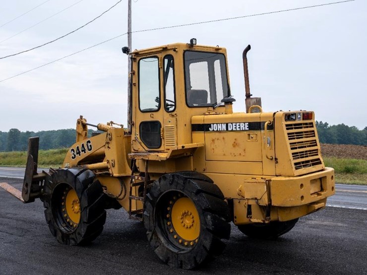 1996-deere-344g-image-3