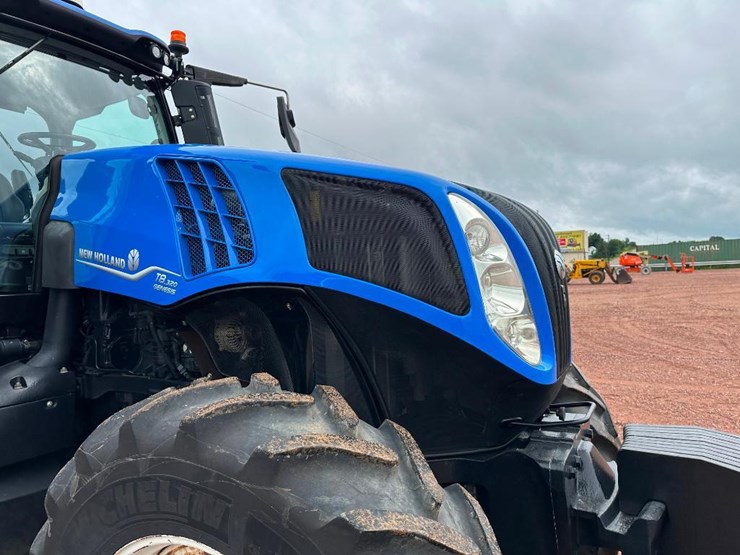 2020-new-holland-t8.320-image-30
