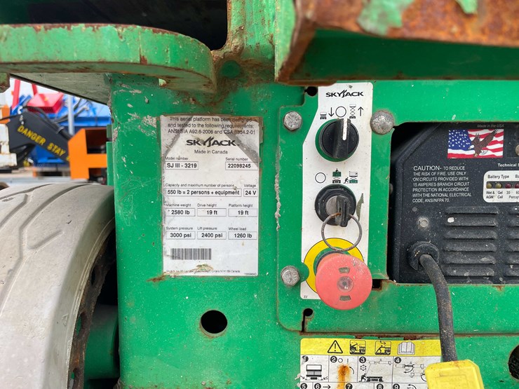 #1368-•-19'-scissor-lift-(o2)-image-16