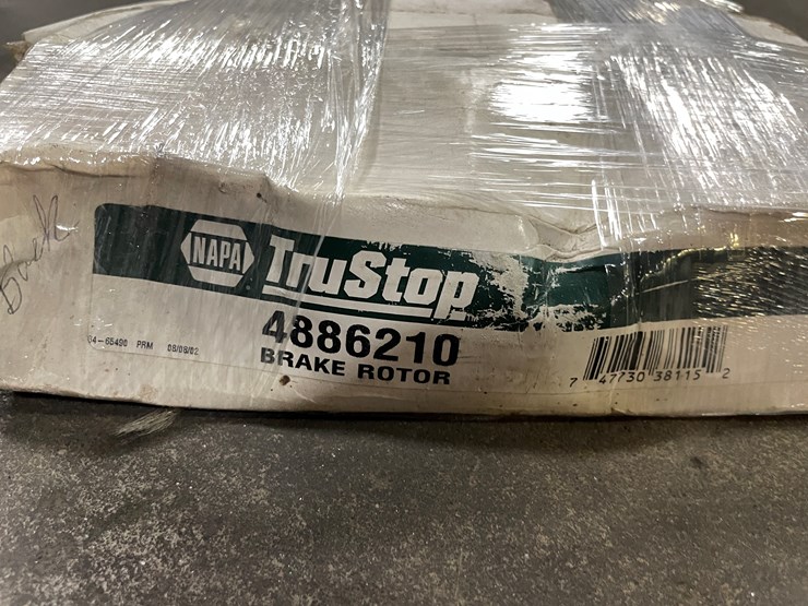 #2099-•-new-nos-and-used-dealership-car-parts-(pr8)-image-30