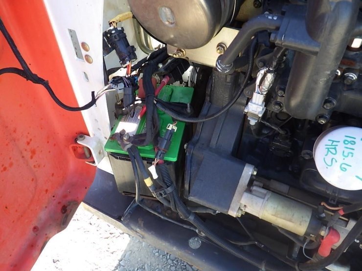 2015-bobcat-s530-image-17