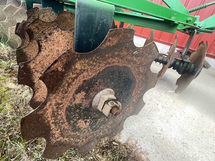 #6697-•-pull-behind-disc-harrow-image-6