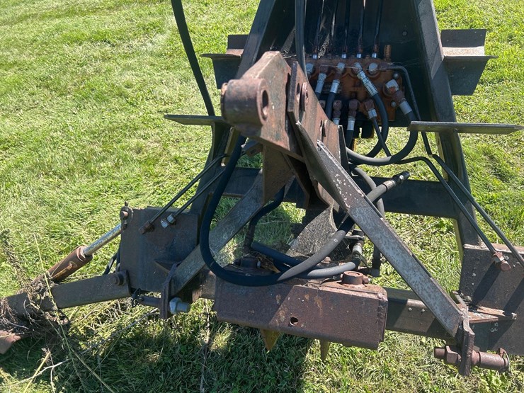 kelly-backhoe-attachment-image-9