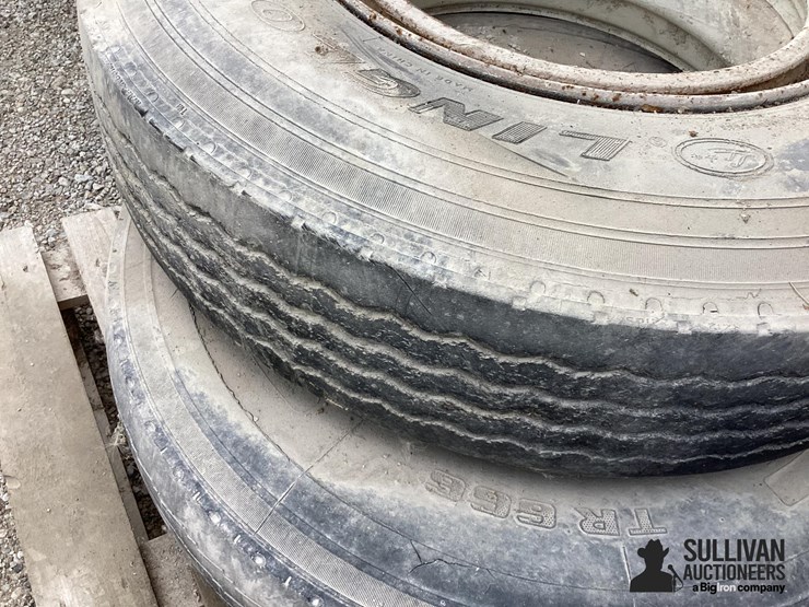 11r22.5-tires-&-rims-image-14