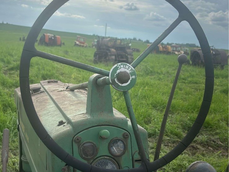 john-deere-70-image-26