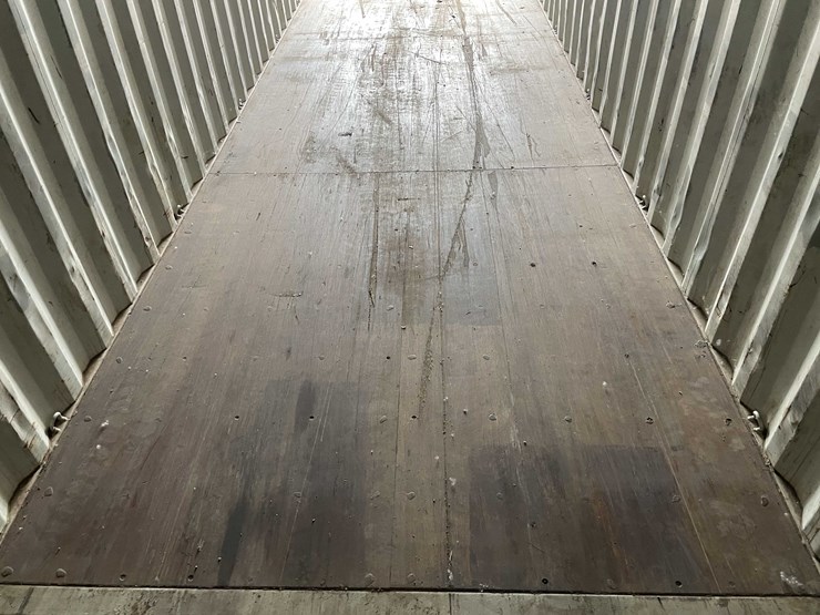 #1359-•-40'-shipping-container-(of)-image-19