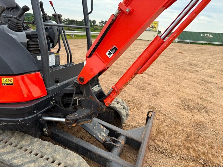 2021-kubota-kx71-3-image-30