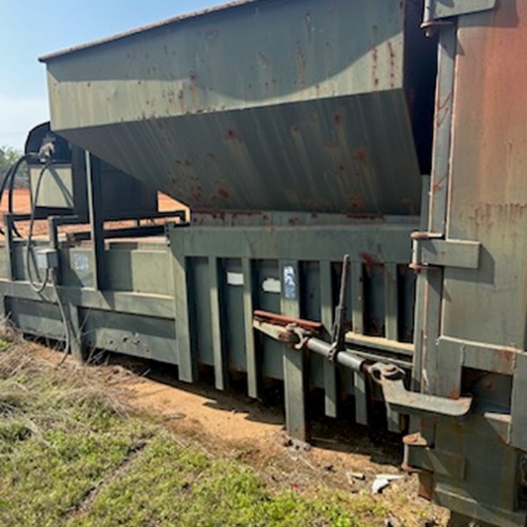 #1018 • Easy Pack Compactor and Rolloff Box