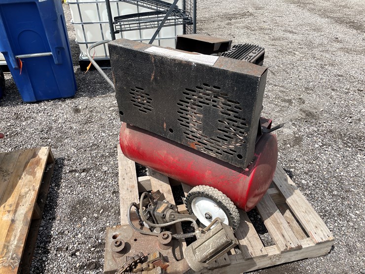 #6350-•-ridgid-pipe-vise-image-3