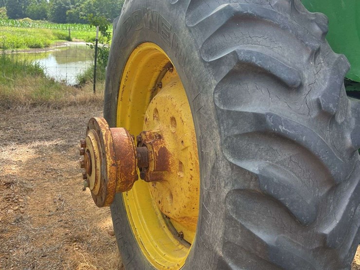 john-deere-4630-image-22