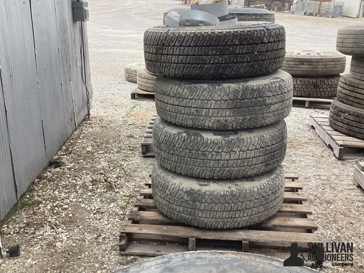 245/75r17-tires-&-rims-image-7