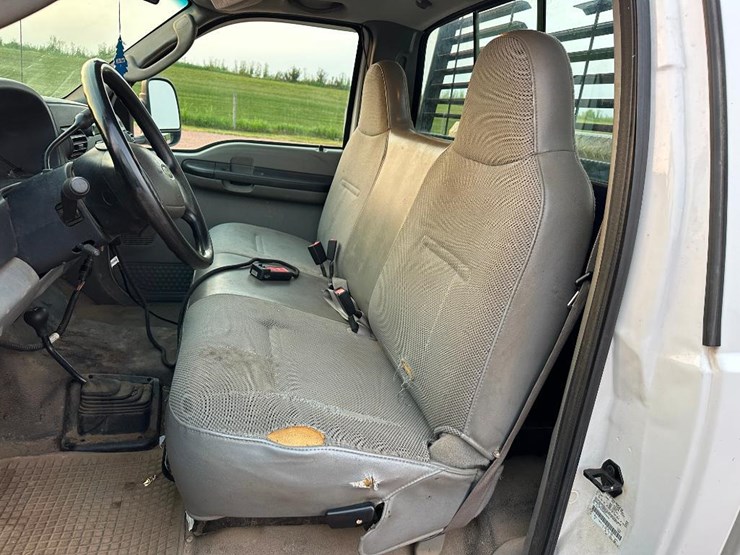 2006-ford-f250-xl-image-46