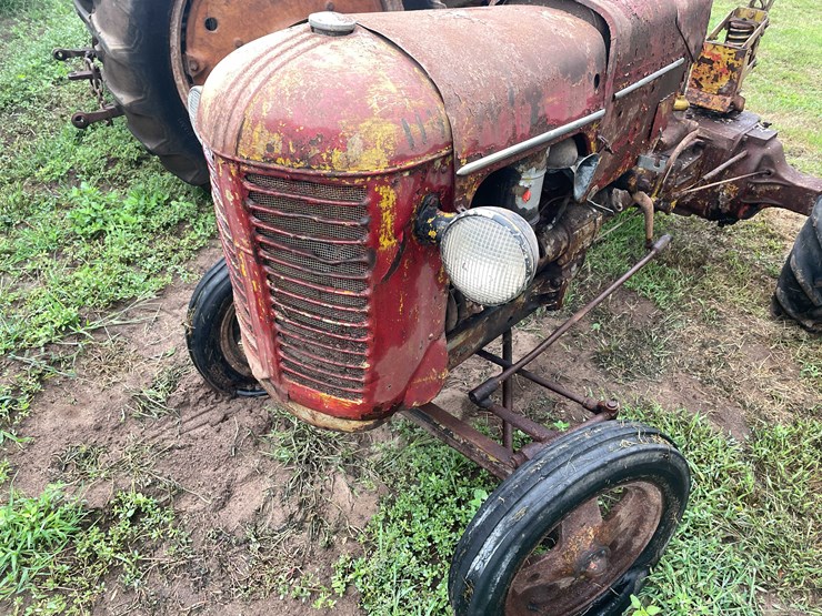 #6678-•-case-parts-tractor-image-17