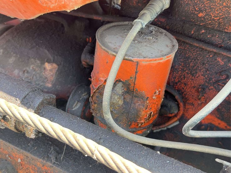 allis-chalmers-with-sickle-mower-image-24