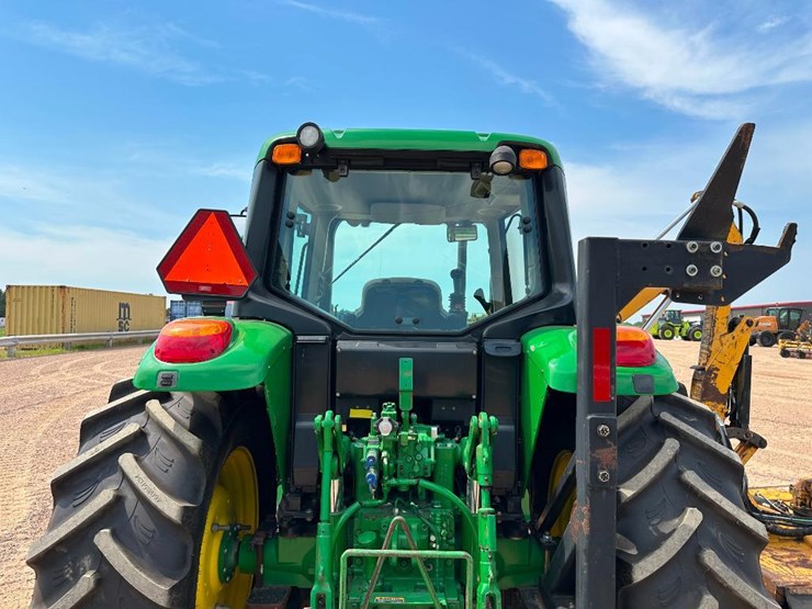 2012-john-deere-6330-image-13