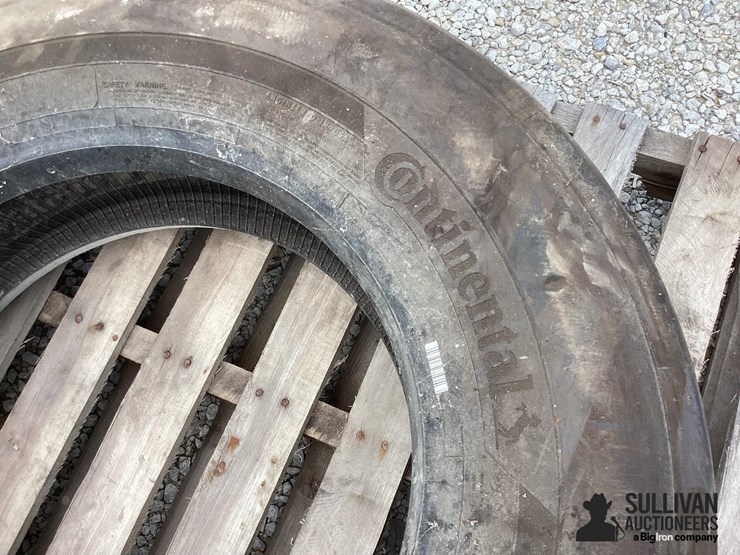 305/70r22.5-tire-image-14