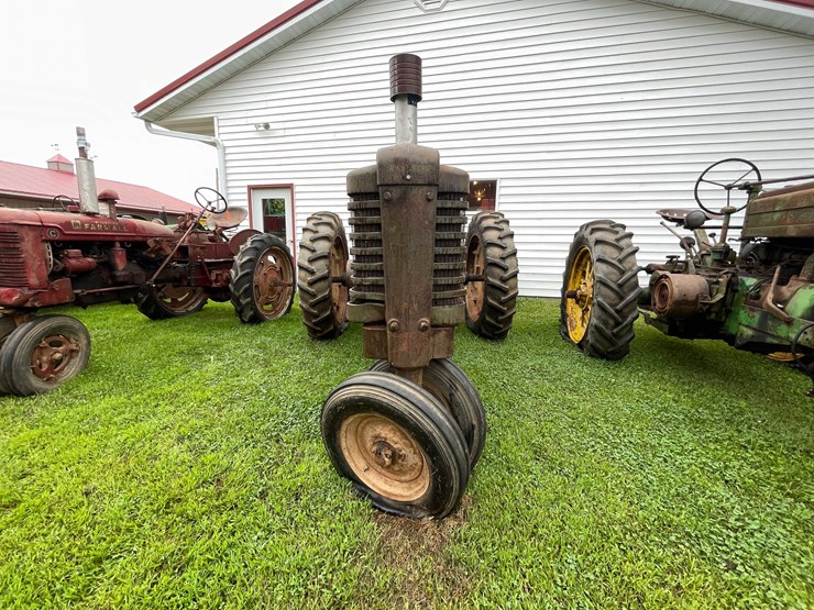 #6672-•-1942-john-deere-tractor-image-7