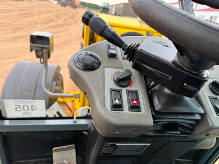 2015-wacker-neuson-wl60t-image-48