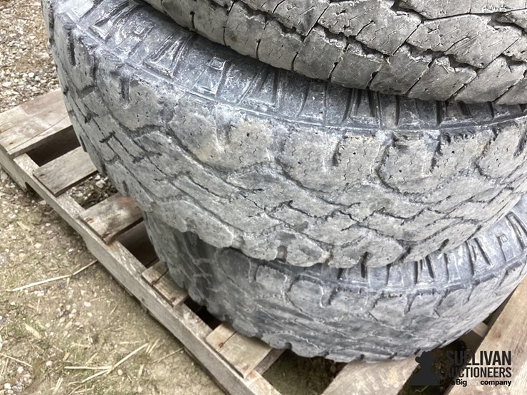 245/75r17-tires-&-rims-image-14