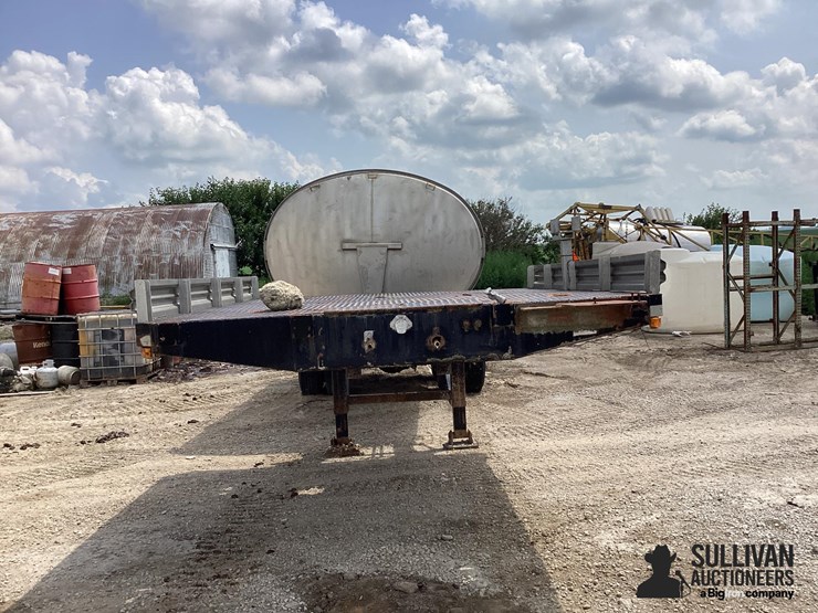 1997-special-constructed-t/a-tanker-trailer-image-2