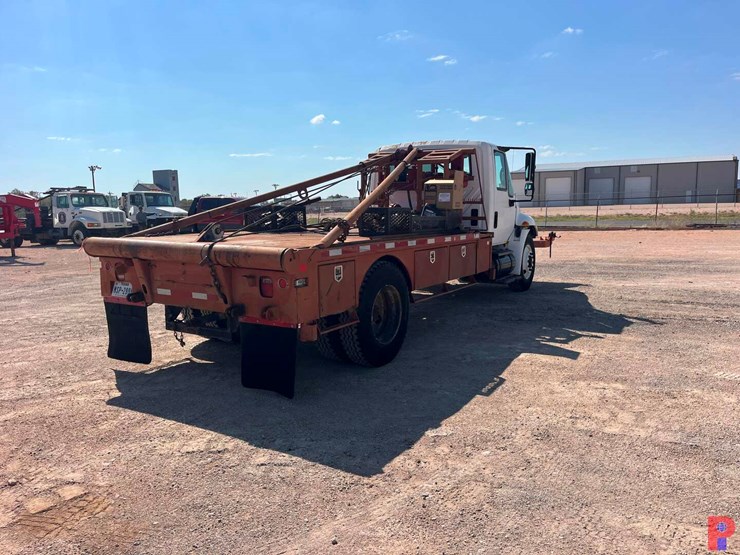 2007-international-durastar-4300-image-4