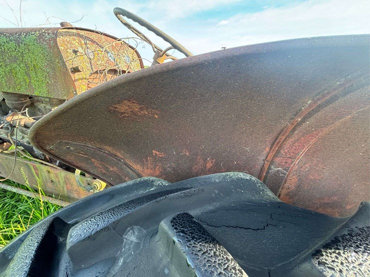 co-op-tractor-image-50