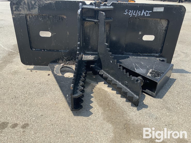 2025-kit-containers-qt-tp-skid-steer-tree/post-puller-image-12