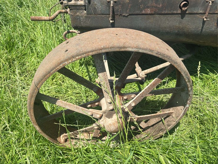 mccormick-deering-10-20-image-18
