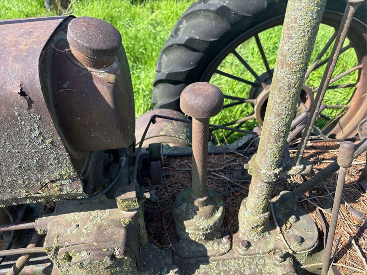 john-deere-model-b-image-31