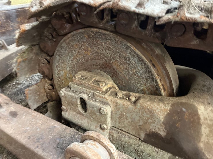 caterpillar-d8-image-12