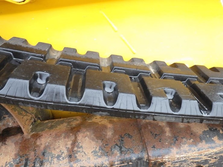 john-deere-319dt-skid-steer-tracked-loader-image-36