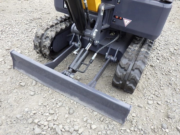 2025-cfg-mx20r-hydraulic-excavator-image-9