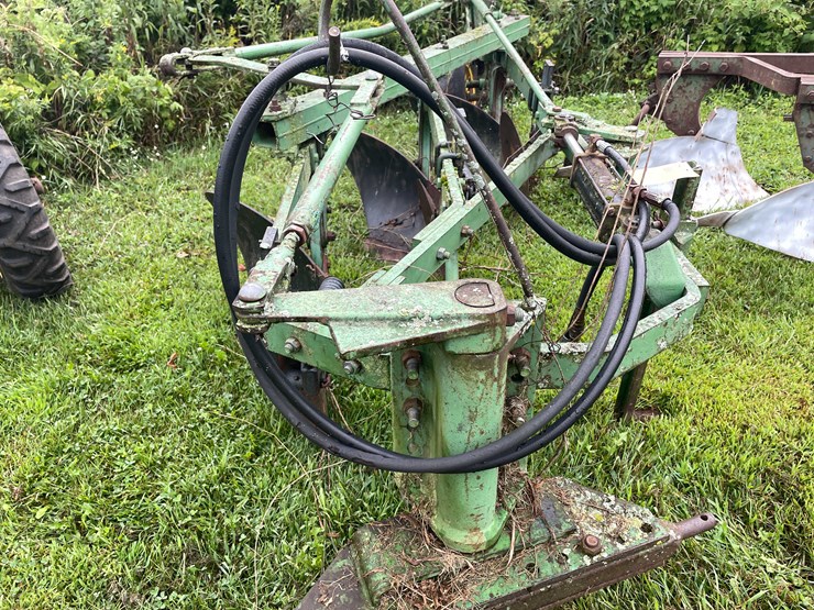 #7464-•-john-deere,-moldboard-plow-image-16