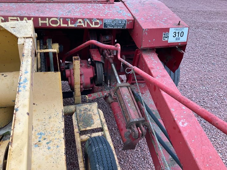 new-holland-782-image-18