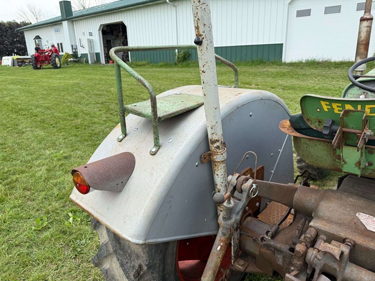fendt-favorit-3-mfwd-image-24