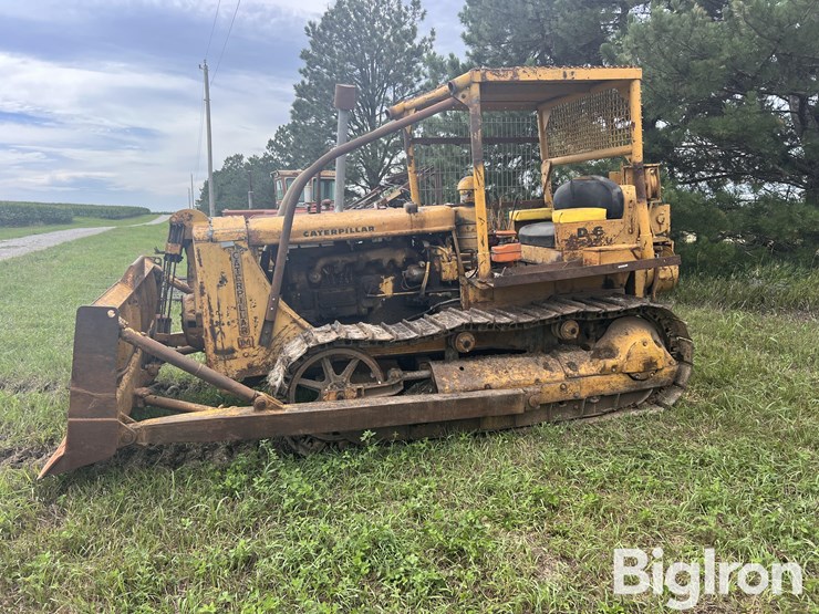 caterpillar-d6-image-8