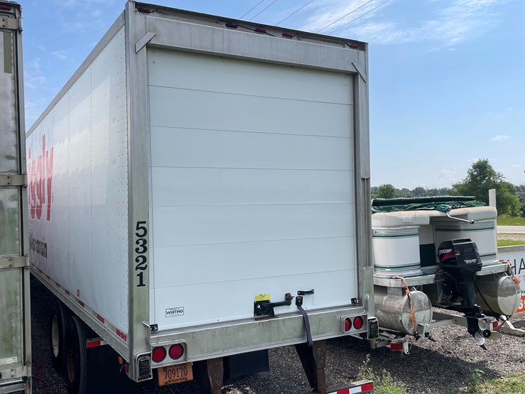 #6284-•-2005-utility-53'-reefer-semi-trailer-(has-wi-title)-image-8