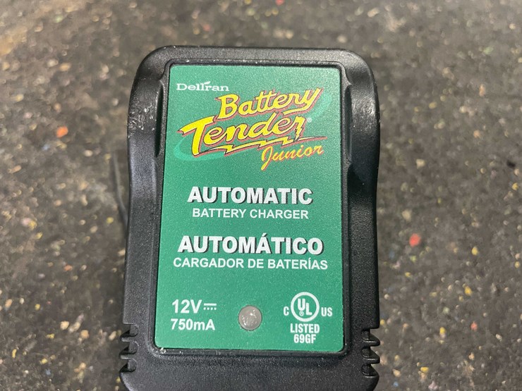 #2096-•-automatic-battery-tender-junior-(pr10)-image-2