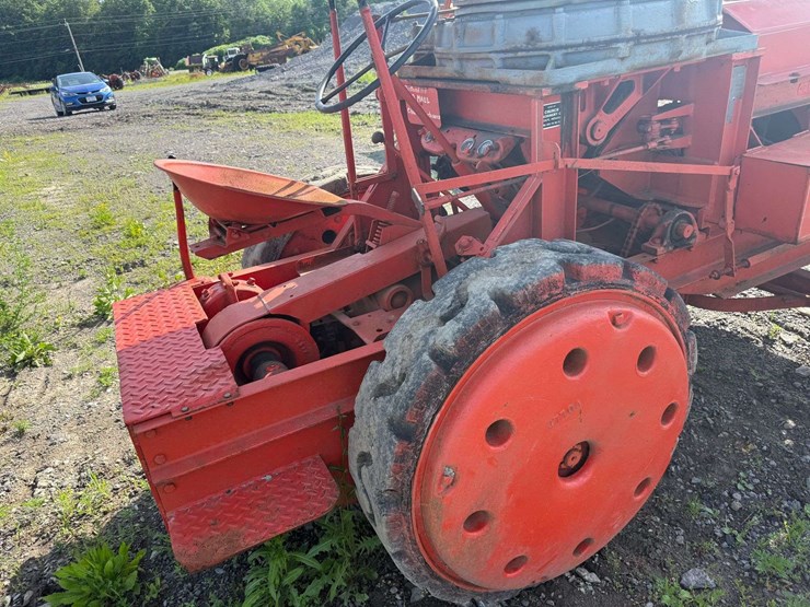 antique-case-d-crane-image-17