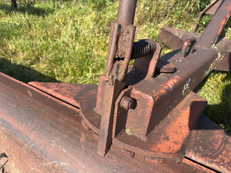 8’-three-point-blade-image-22