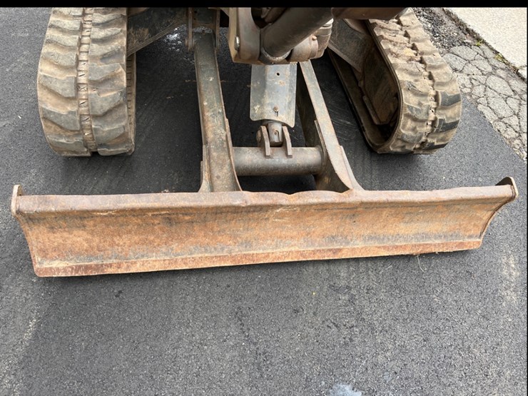 2019-bobcat-e35-image-6