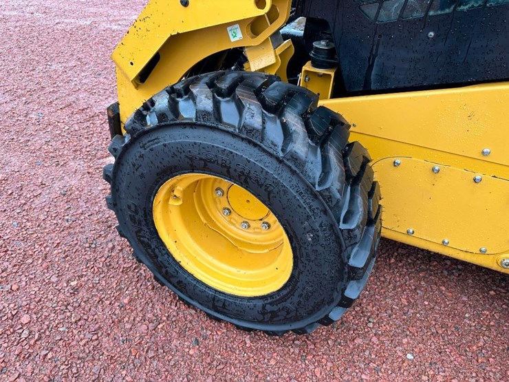 2018-caterpillar-272d2-image-8