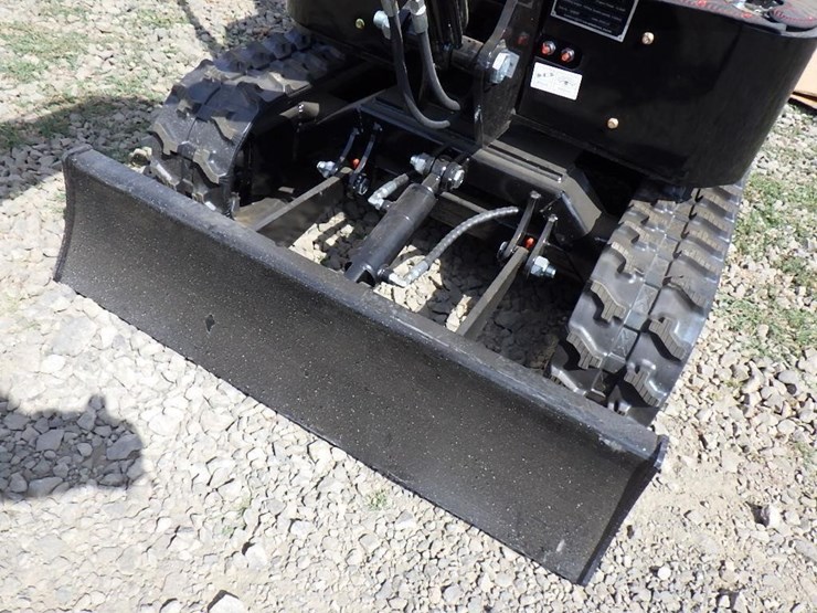 2025-miva-va15-hydraulic-excavator-image-9