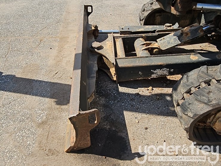 2021-bobcat-e35-image-13