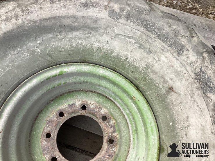 18.4-16-tire-&-rim-image-11