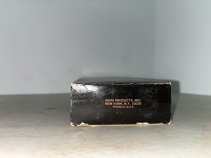 avon-mens-after-shave,-avon-perfumed-soap-image-30