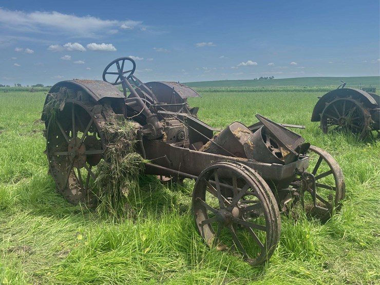 mccormick-deering-10-20-image-7