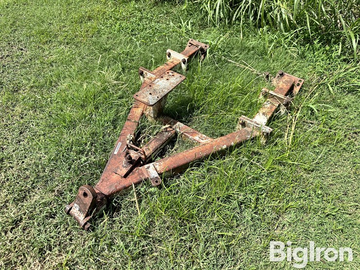 rear-nh3-hitch-image-1