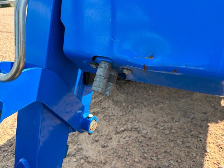 2016-new-holland-t4.120-image-38